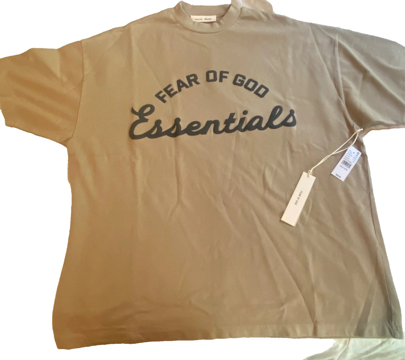 Fear of God Essentials t shirt men’s medium Dune