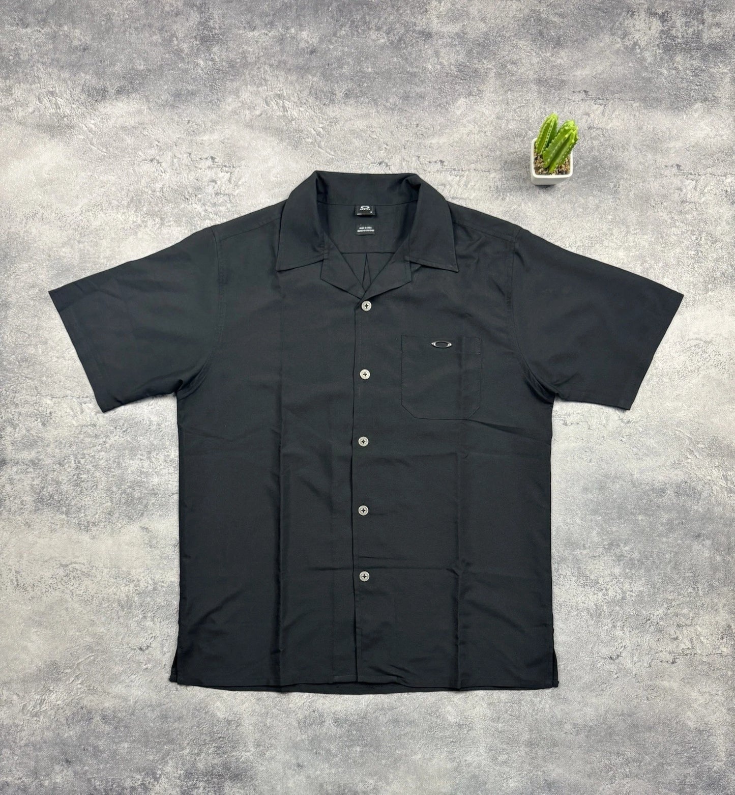 OAKLEY ARCHIVE Y2K Metal Icon Logo Shirt Black