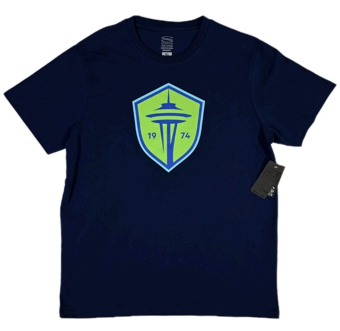 Stadium Essentials SEATTLE SOUNDERS 1974 Soccer MLS Men Navy Blue T-Shirt XL NWT