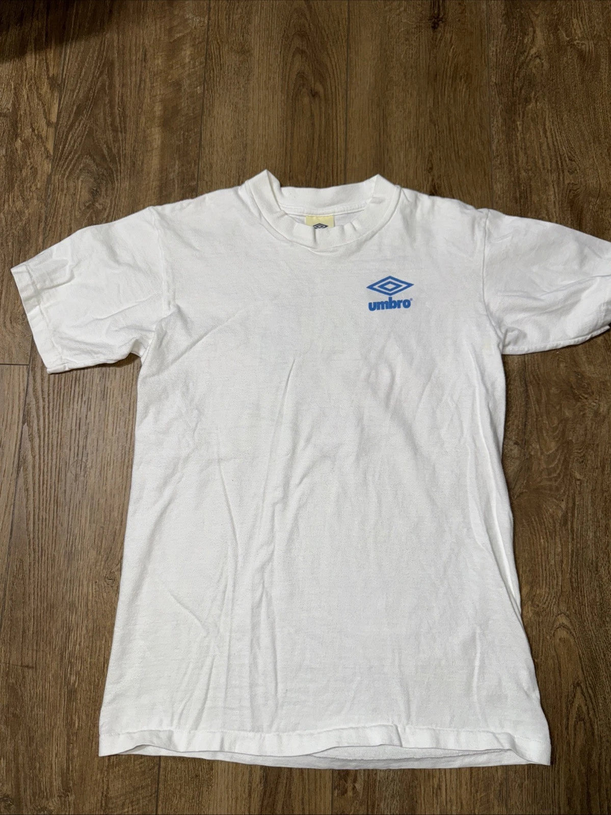 Umbro Men's Or Kids White Tshirt Vintage Small soccer 90s y2k