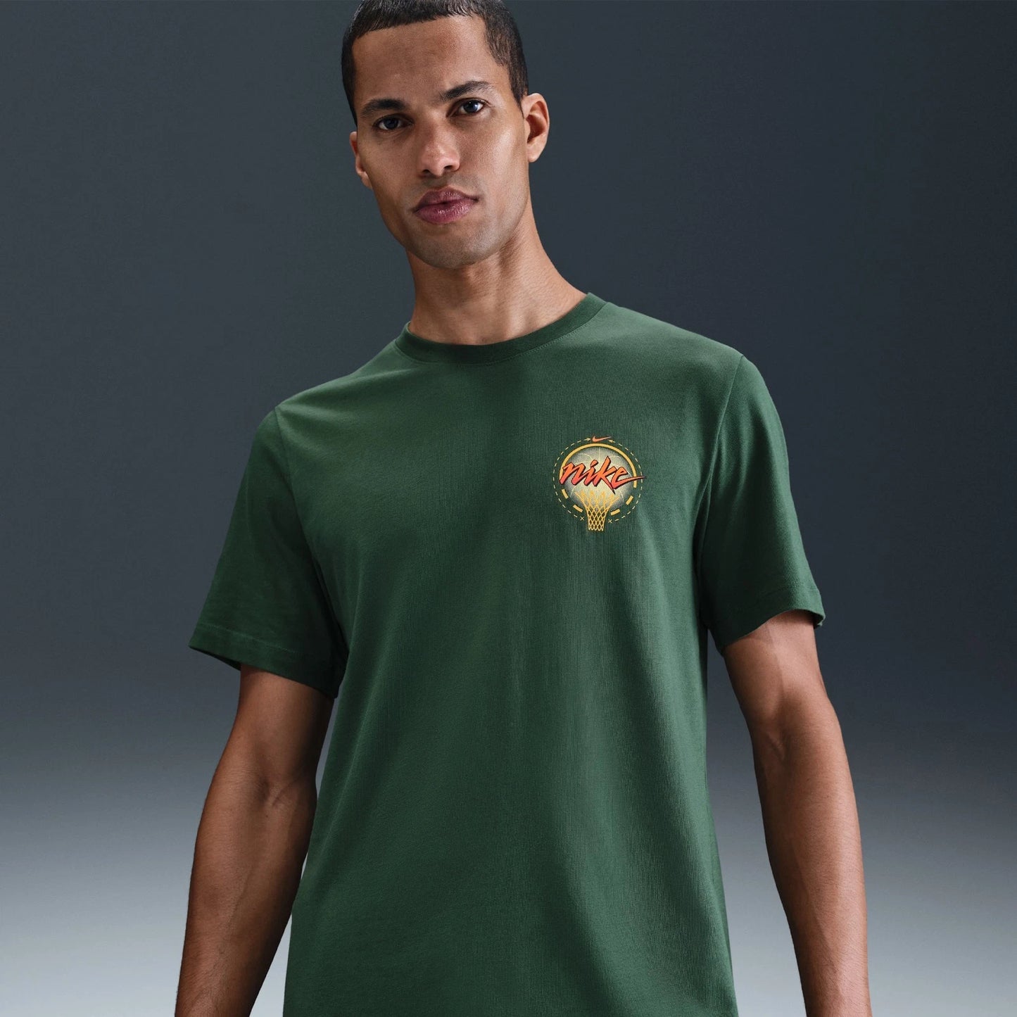 Nike Basketball Graphic Logo Dark Green T-Shirt Men's Size Large / XL IB4330-323