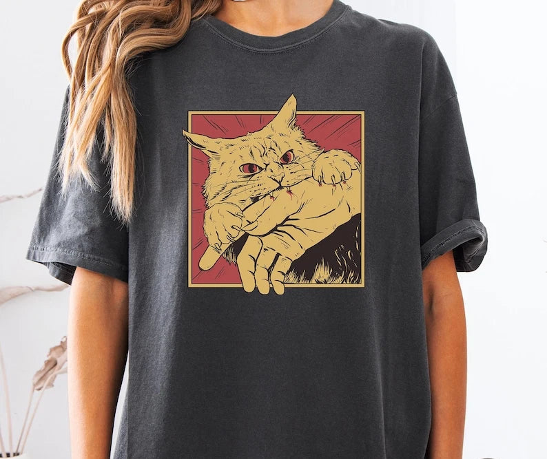 Vintage Cat Bite Japanese Horror Anime Retro Graphic Unisex T Shirt