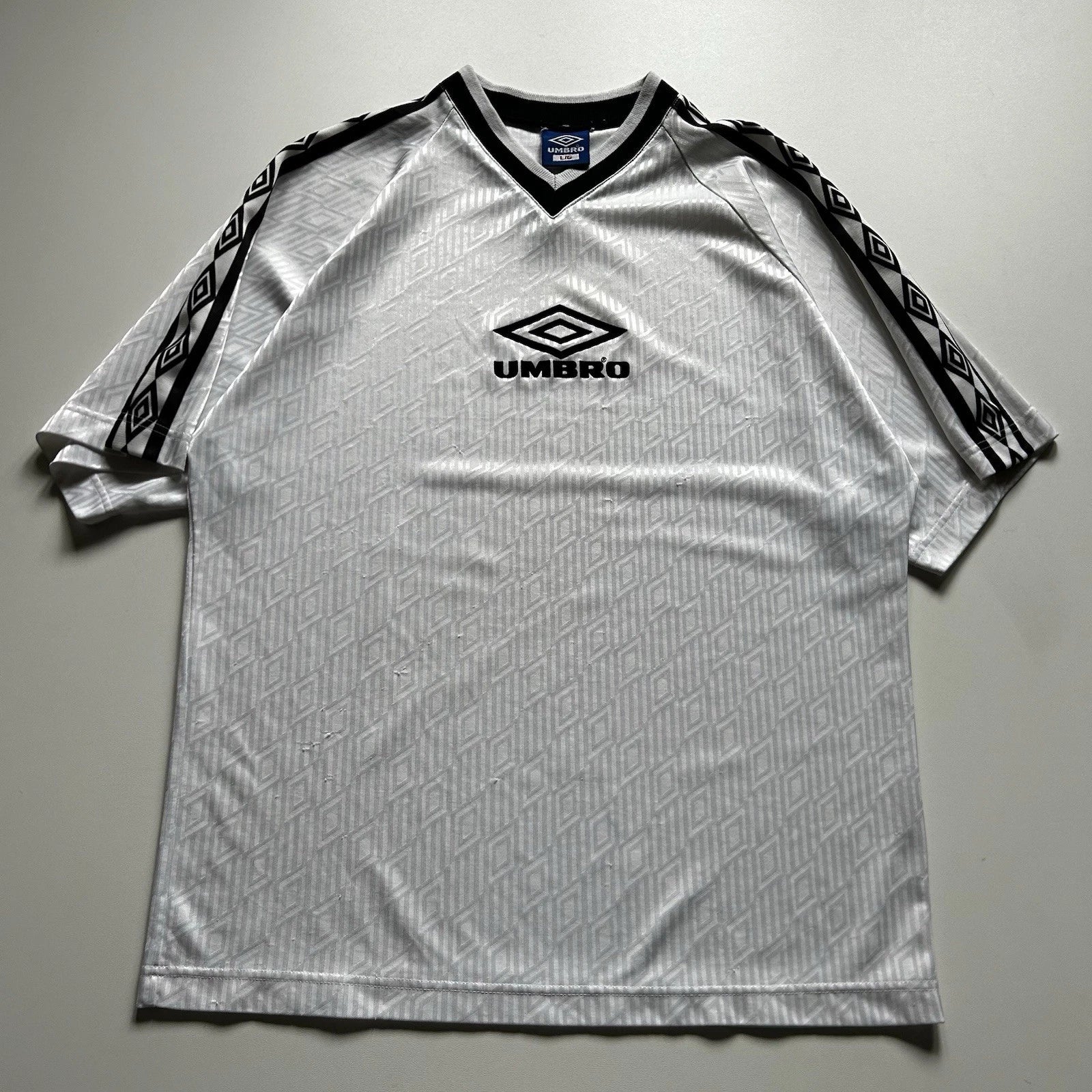 Vintage 90s Umbro Shirt Sz Large White Diamond Pattern Soccer Jersey Center Logo