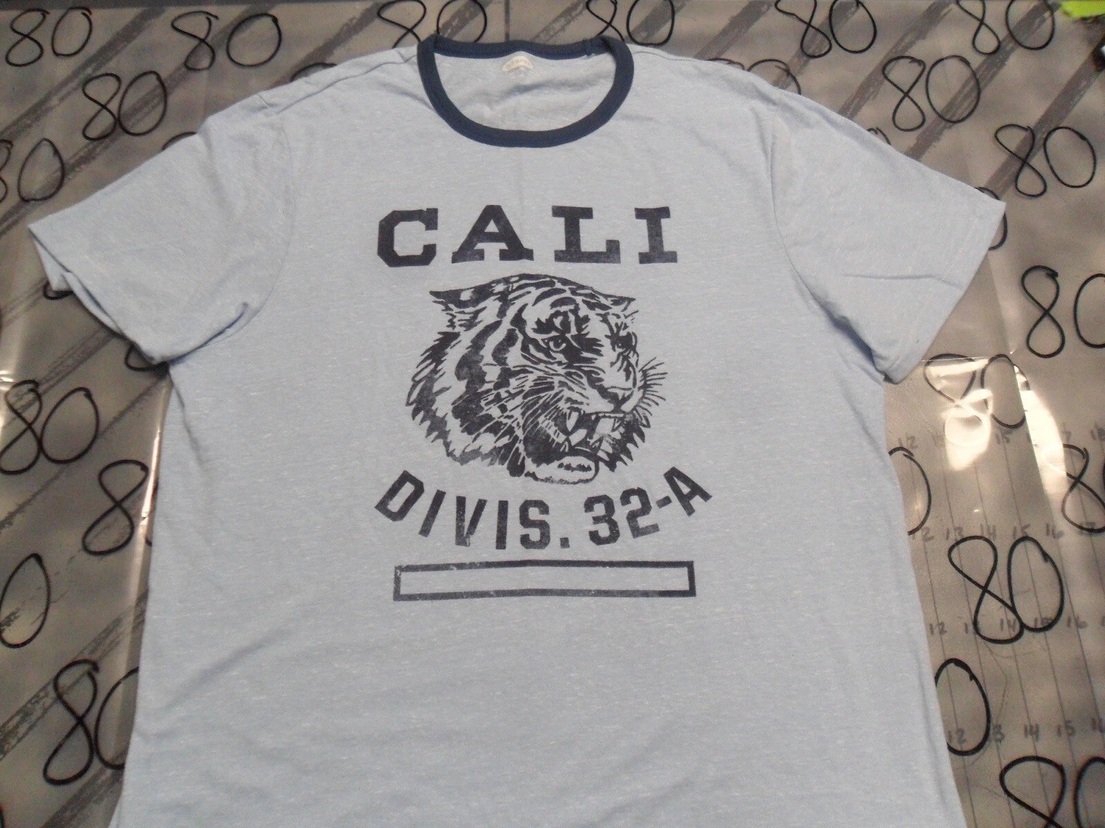 XL Cali Division 32-A  Old navy brand￼ T Shirt