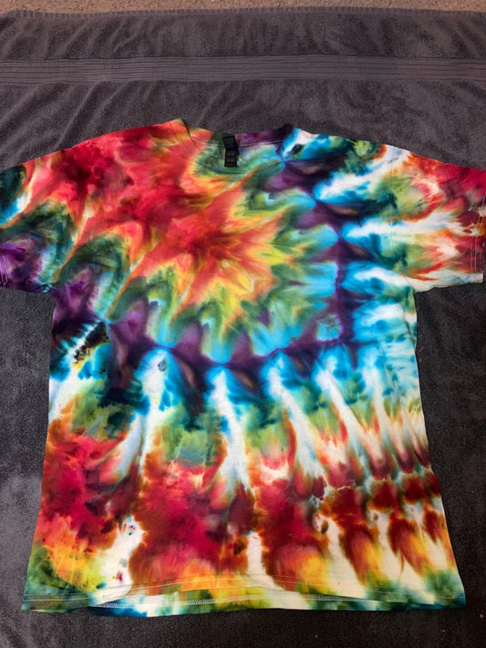 Handmade Large Mens Womens Cotton Ice Tie Dye 'Color Explosion' Gildan T-Shirt