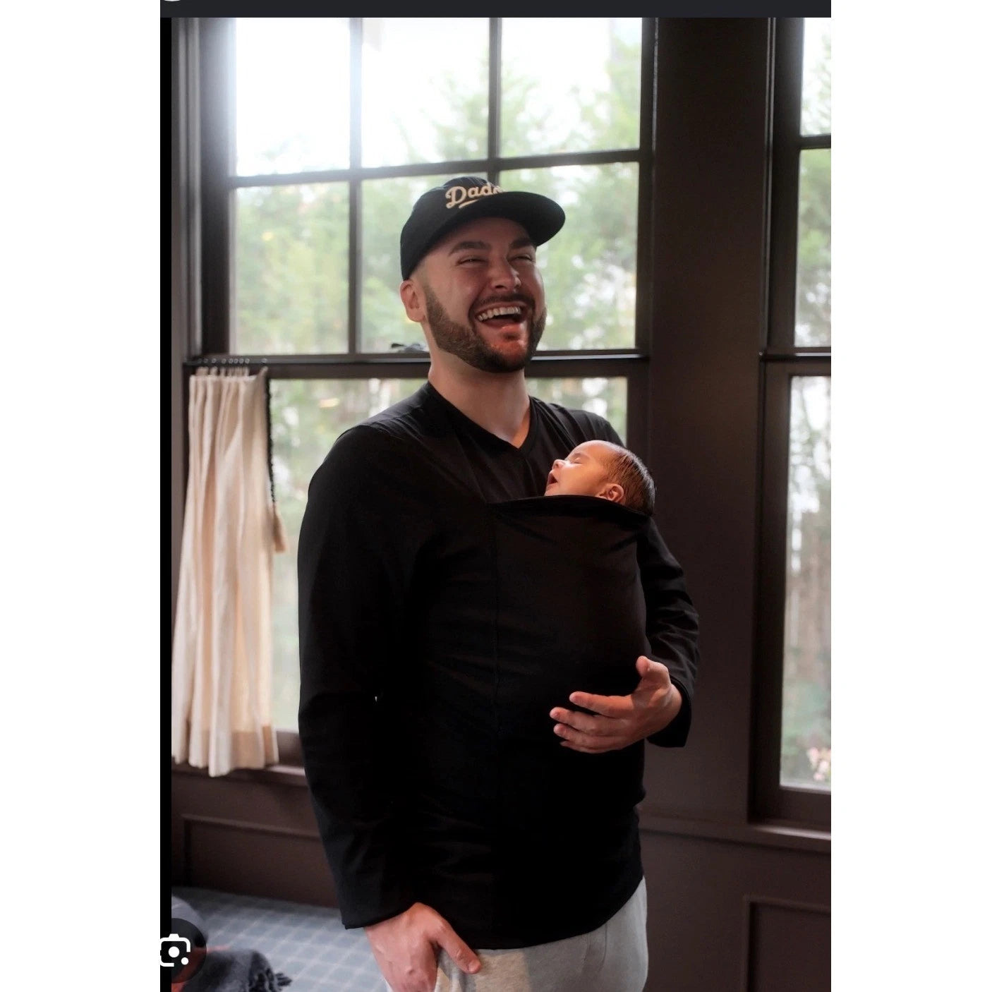 Lalabu Dad Shirt Baby Carrier Pouch Black Short Sleeve V-Neck Size Large NWT