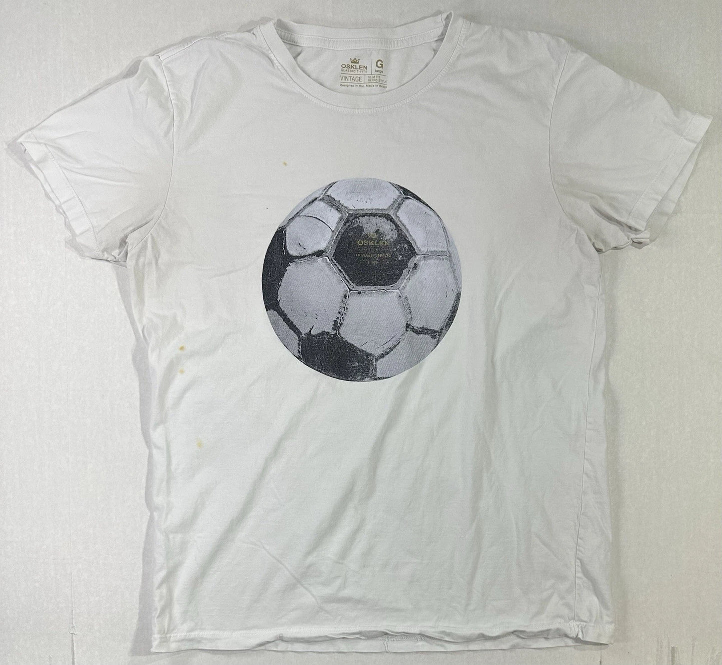 Osklen Vintage Soccer Ball Graphic T-Shirt White Slim Fit Rio Brazil Size Large