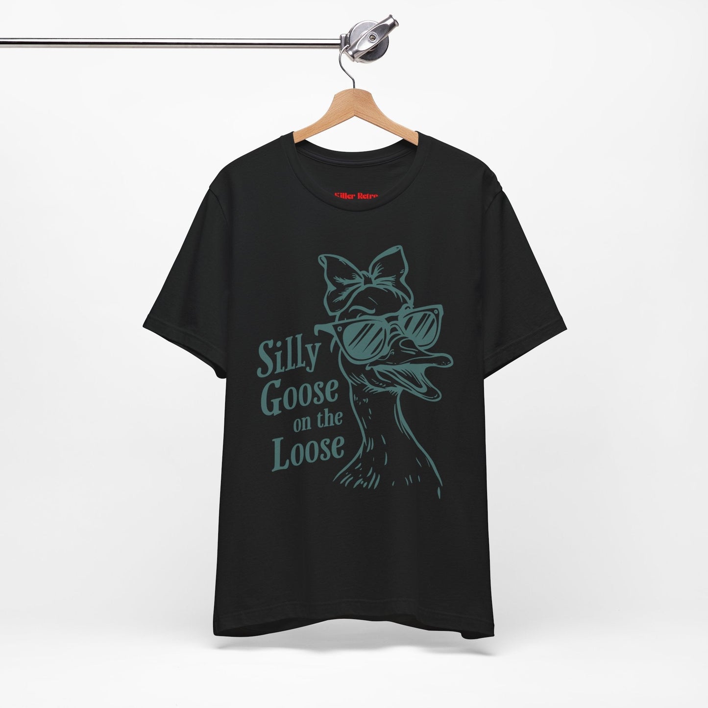 Silly Goose On The Loose Funny Retro T-Shirt