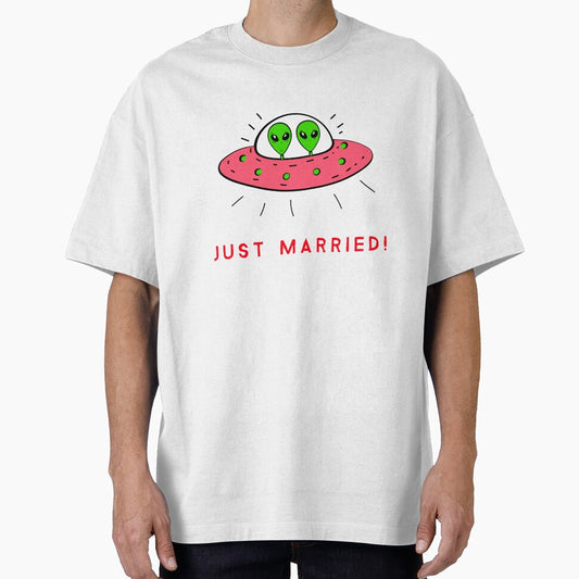 Just Married - Alien Version by guruthuma