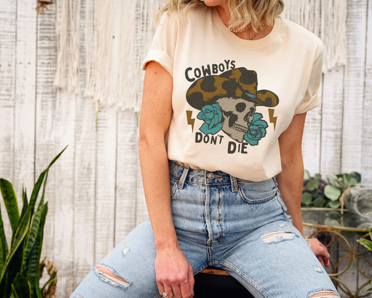 Vintage Cowboys Don't Die Western Graphic Tee