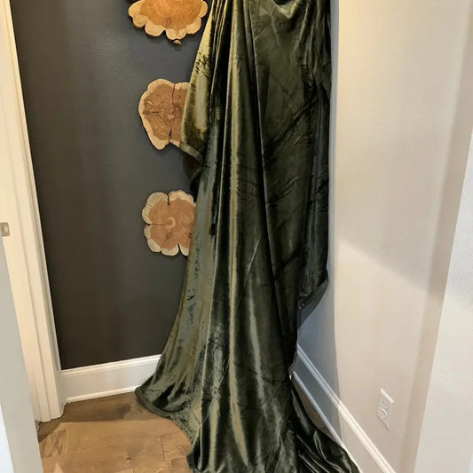 z Solid Olive Blanket